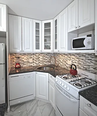 Rented by Baddour Group | media 25