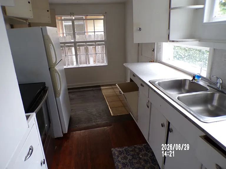 316-02 - 311 - 317 - 321 - 322 - 327 - 329 NW 18th St. Corvallis, OR 97330 — Photo 18