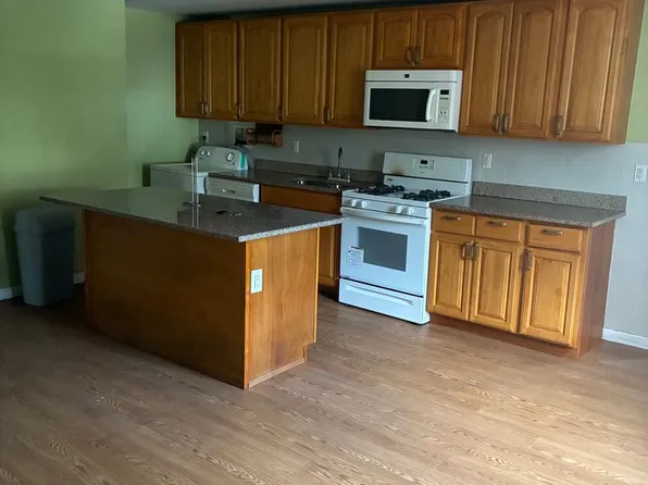 53 Bates St, Pittsburgh, PA 15213