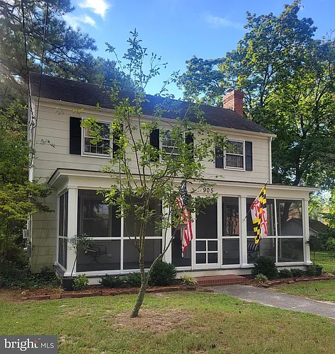 905 Evergreen Ave Photo 1