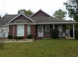 215 John Wesley Dr, Starkville, MS 39759