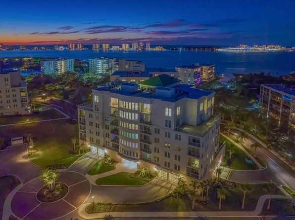 8 Palm Ter #605, Belleair, FL 33756