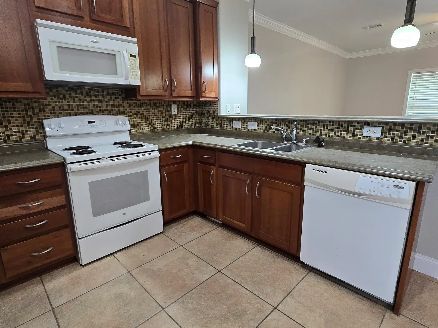 200 South 11th Street - 102 — Photo 4