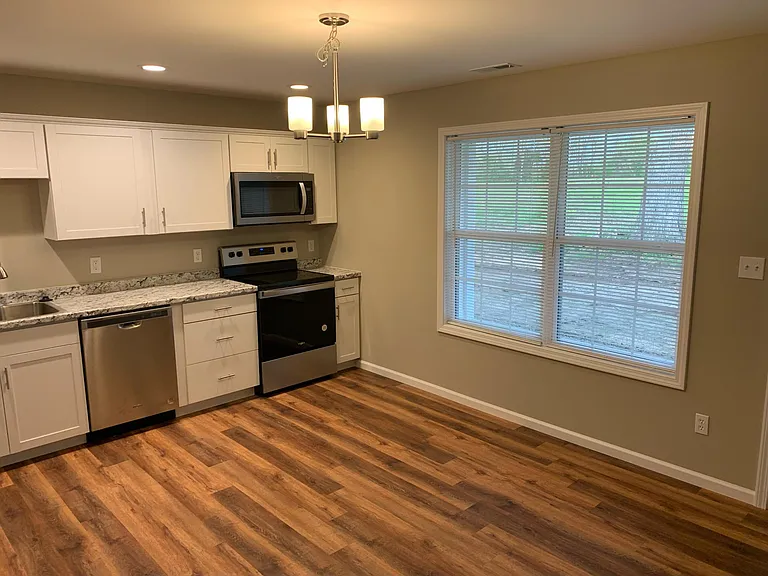 Valley Brk — Photo 9