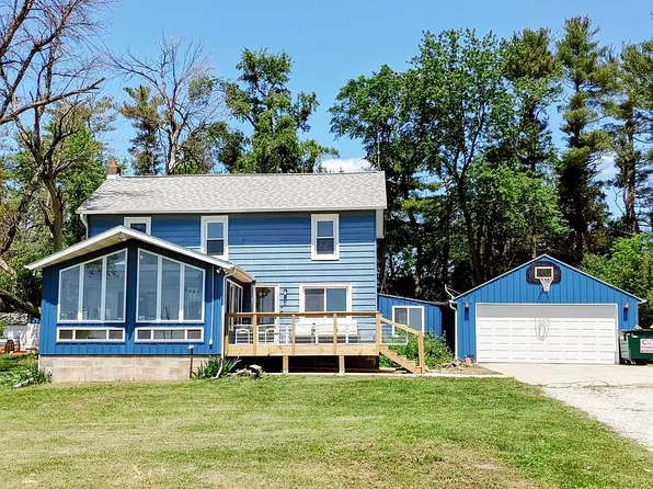 2057 280th St, Williamsburg, IA 52361