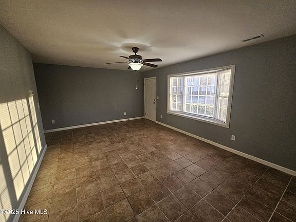 3rd image of 100 Kristin Drive #C6