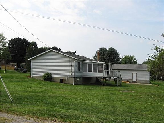 3rd image of 360 Franklin St
