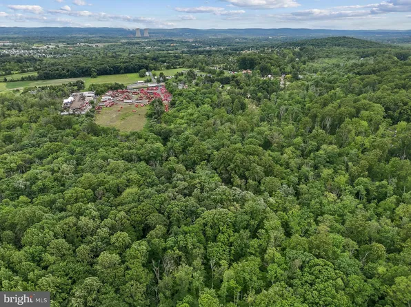 Steinmetz Rd, Schwenksville, PA 19473