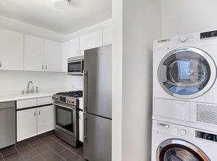 21 S End Ave APT 433, New York, NY 10280