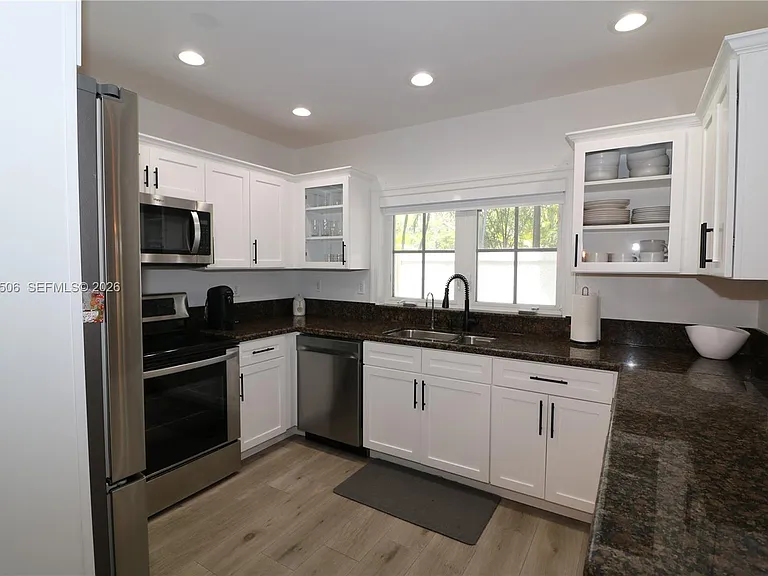 7961 SW 110th Ter — Photo 13