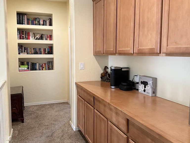 2245 W Clearview Trl — Photo 6