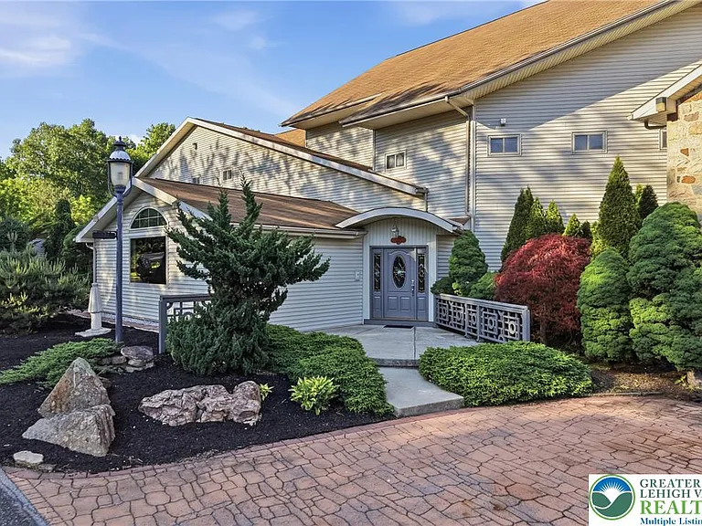 6271 Batman Rd — Photo 3