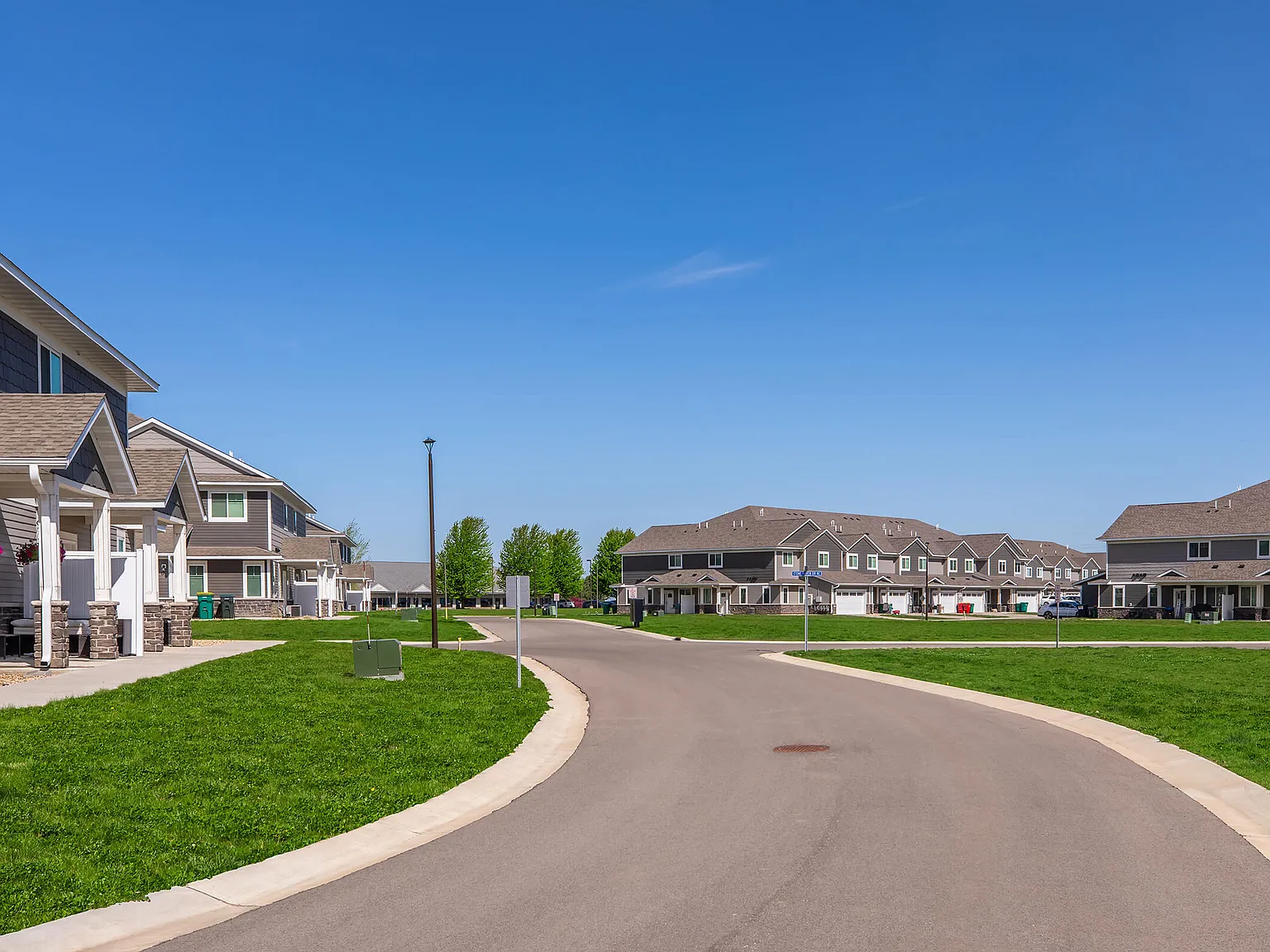 Stone Haven Townhomes — Photo 4