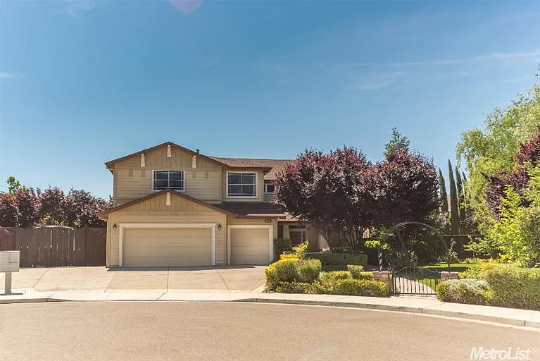 2731 Amatchi Ct photo 1