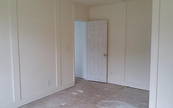 3rd image of 1131 E Rice Ln