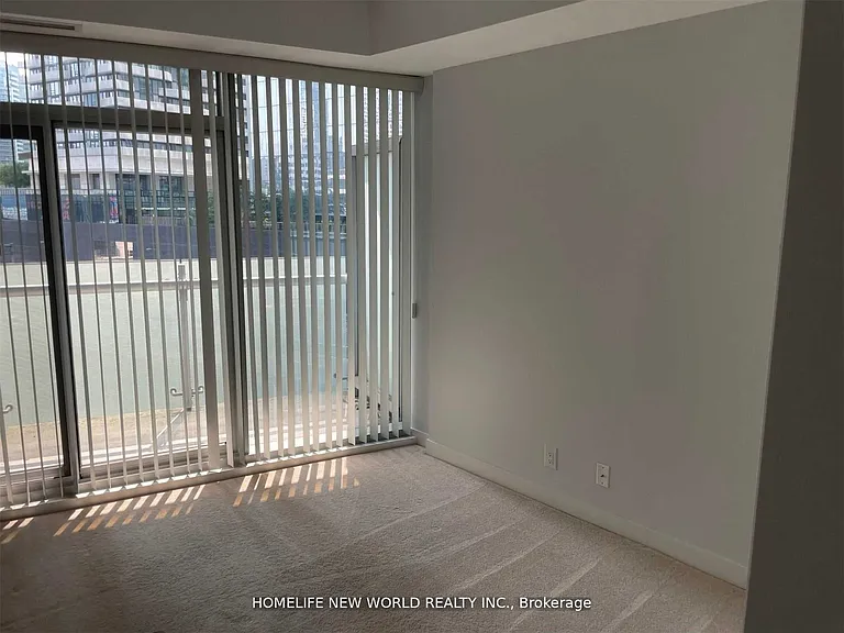 14 York St #601 — Photo 14