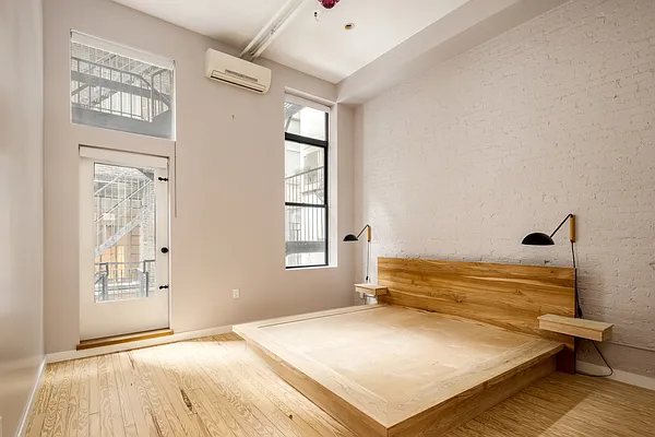 Sold by Building Equity Real Estate LLC | media 17