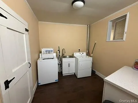 554 Main St #1 — Photo 15