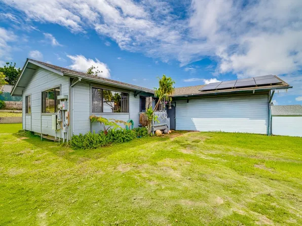 1088 Mamalu Pl, Makawao, HI 96768