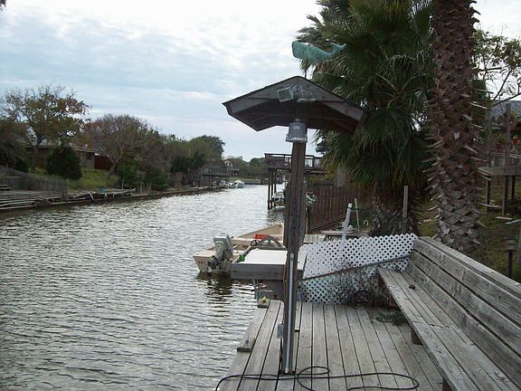 3rd image of 3213 Catcay Dr