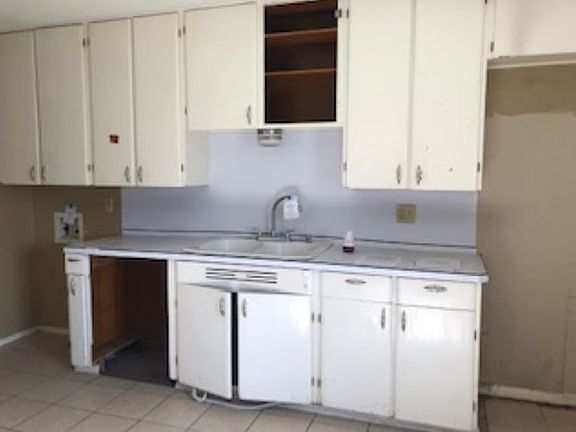 2nd image of 3311 Baumann Ave