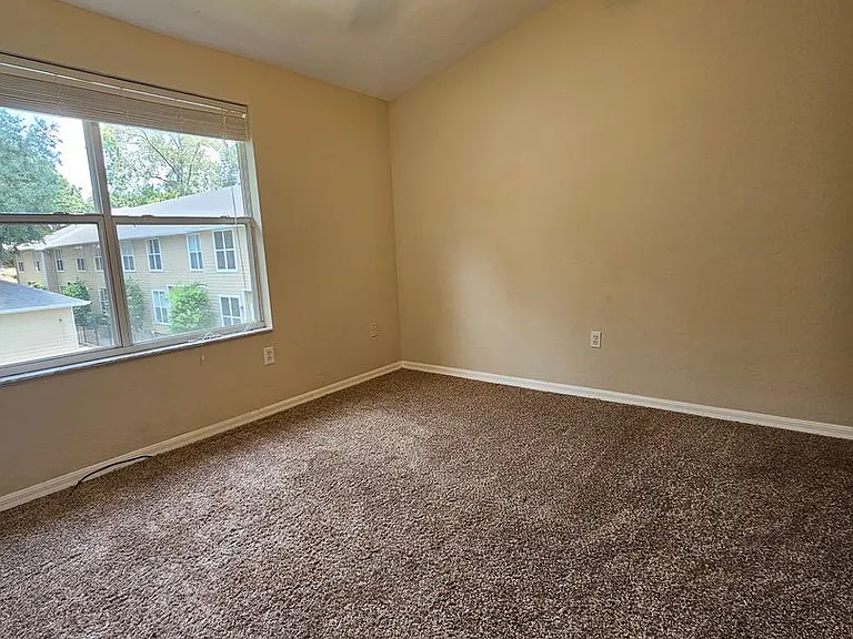 3575 SW 30th Way #118 — Photo 11