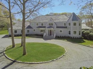 152 Montauk Hwy, Quogue, NY 11959