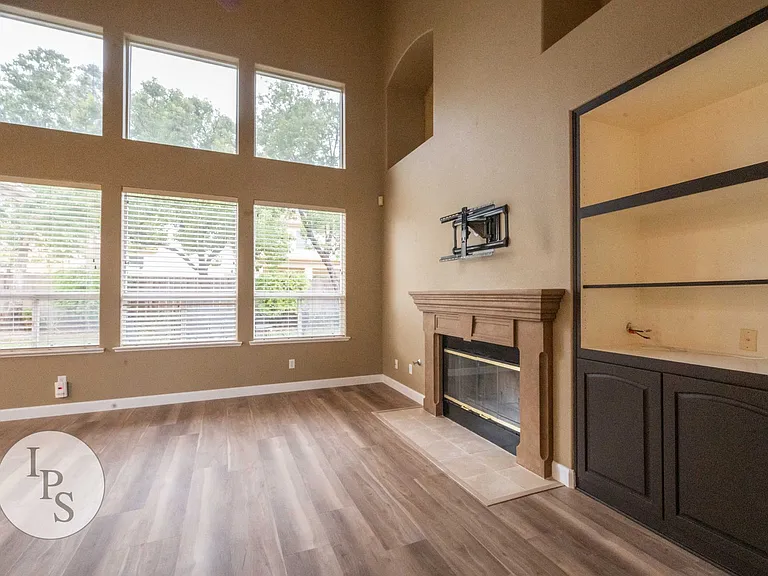 1891 E Oak Haven Dr — Photo 10