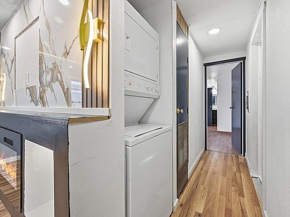 5th image of 517 E Trilby Rd #26