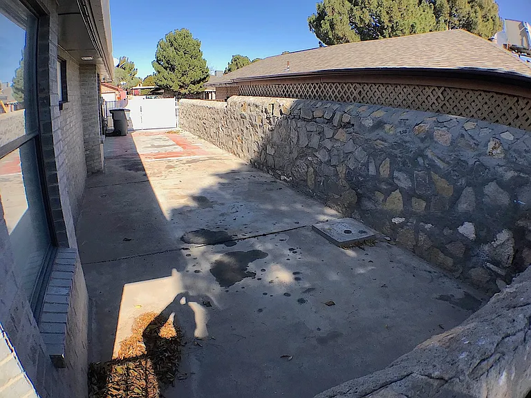 1996 Gus Moran St — Photo 25