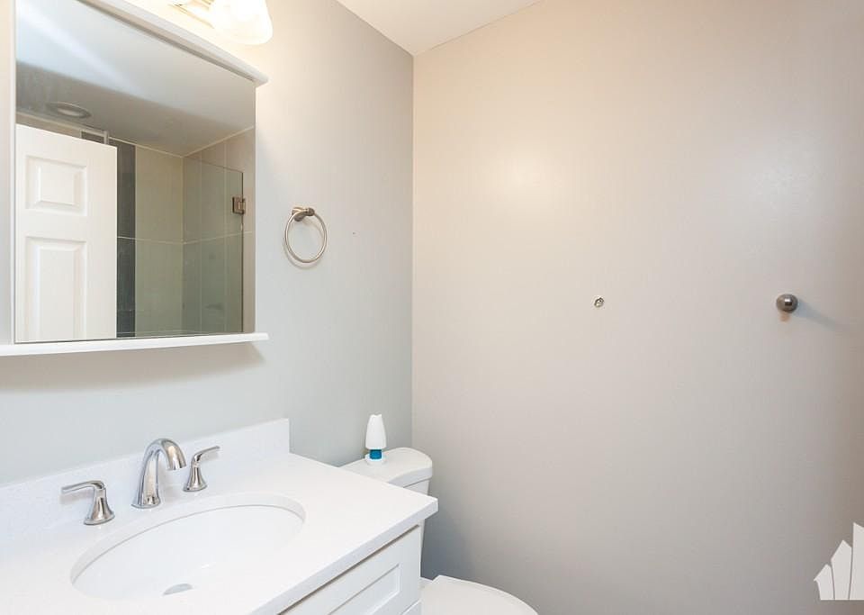 1st image of 2437 N Ashland Ave #1012