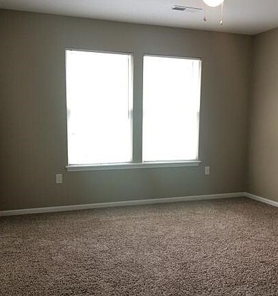 4th image of 610 W Market St #2