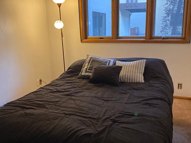 225 Eagle Dr #4C — Photo 5
