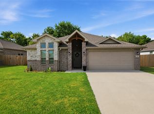 1601 Ataway St, Pea Ridge, AR 72751