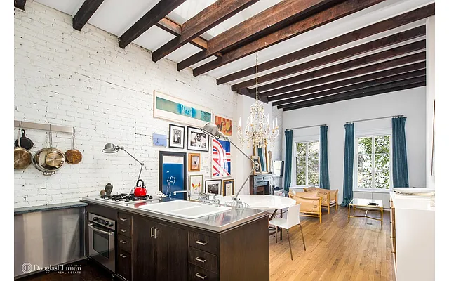 Sold by Douglas Elliman | media 18