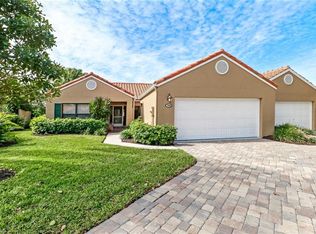 754 Reef Point Cir, Naples, FL 34108