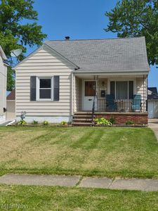 1126 Highland Park Blvd, Lorain, OH, 44052