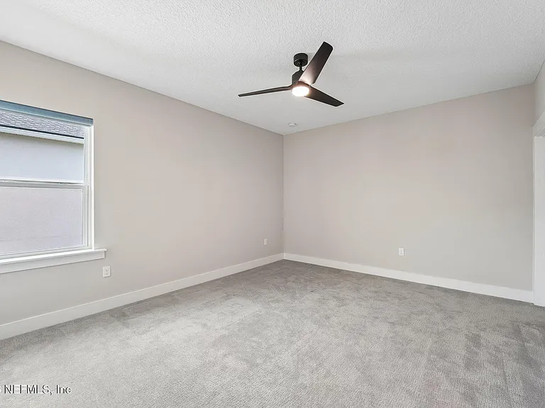10223 Silverbrook Trl — Photo 40