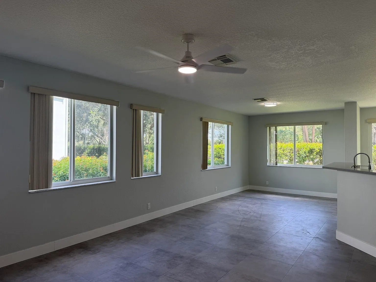 3 bed, 2.5 bath, 1482 sqft, $3,000 — Photo 3
