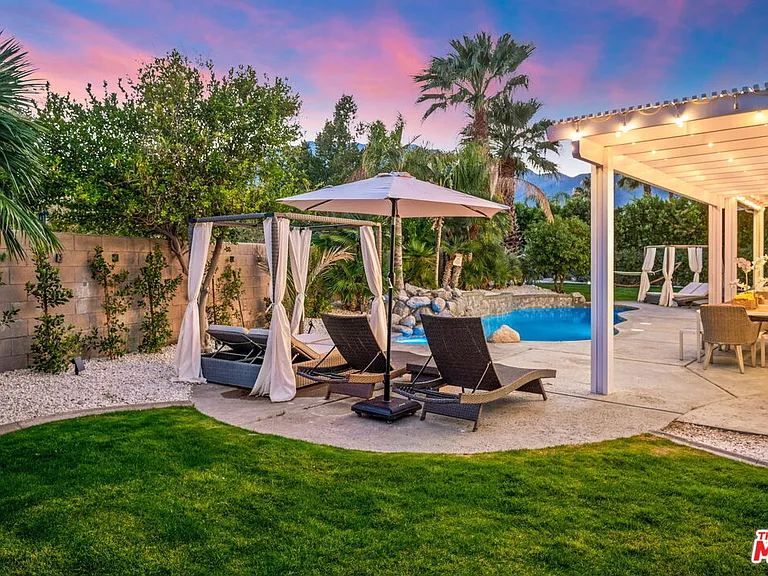 1083 E Circulo San Sorrento Rd — Photo 51