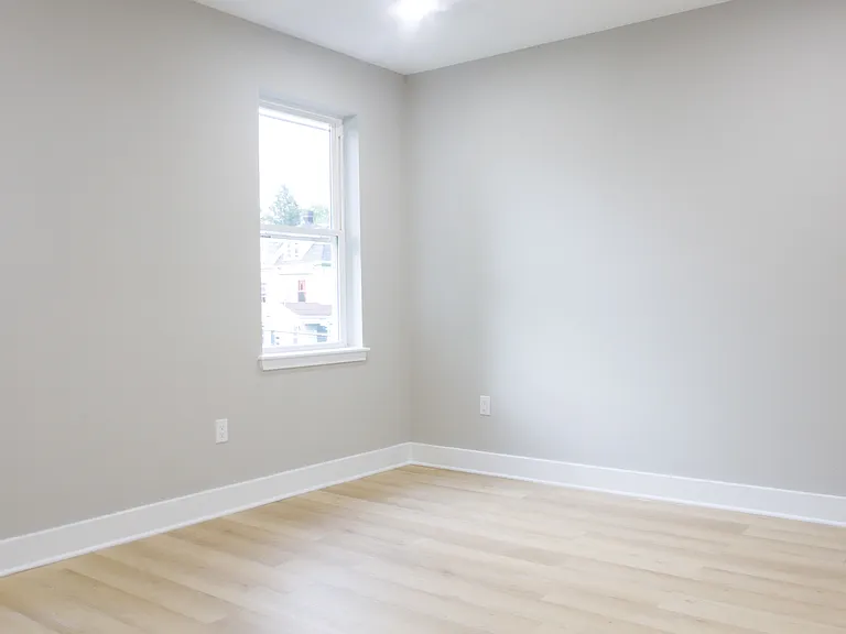 1201 Lindley Ave #4 — Photo 13
