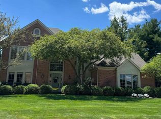 15780 Lake Forest Ct, Granger, IN