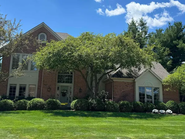 15780 Lake Forest Ct, Granger, IN 46530