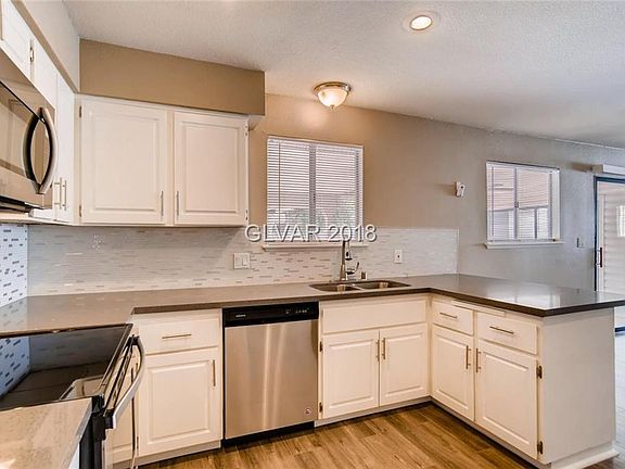 5th image of 4797 La Fonda Dr
