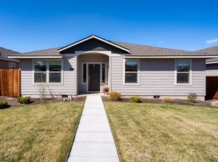 2365 SW Obsidian Ave, Redmond, OR 97756