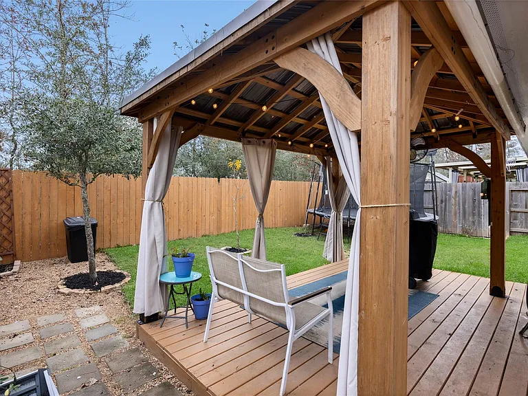10417 Pineland Dr — Photo 27