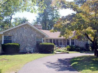 69 Hadley Ave, Toms River, NJ 08753