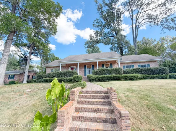 21 Oakhurst Dr, Natchez, MS 39120
