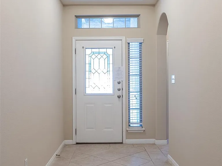 9509 Sydney Marilyn Ln — Photo 8