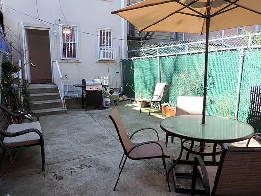Rented by J Misrahi Realty Corp | media 2
